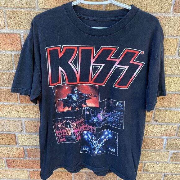 Lot of 4 Band T Shirts Large KISS, ANTHRAX, EVANESCENCE Large - Picture 8 of 8